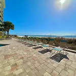 Pelican Walk 801